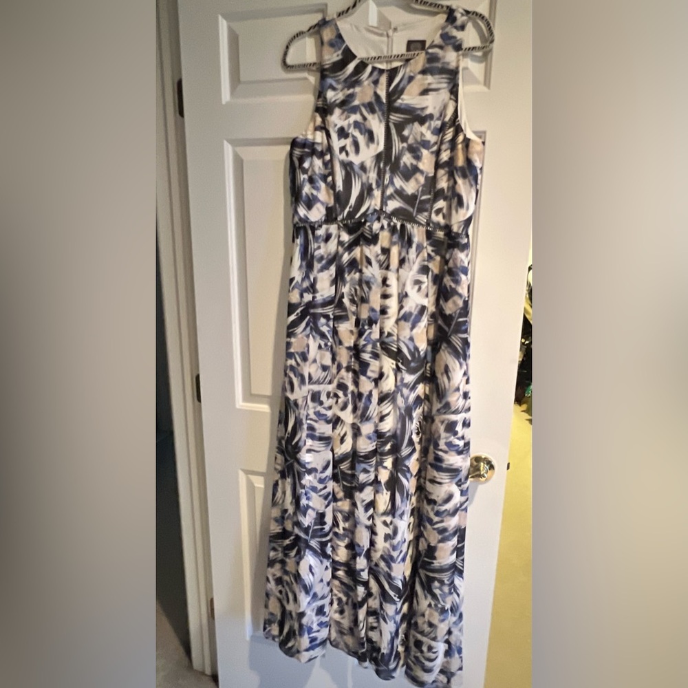 Long dress Vince camuto